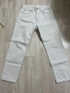 グリーンレーベルリラクシング　アイボリーカラージーンズ