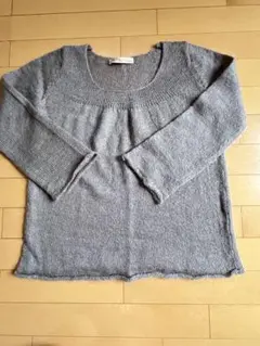 ハグオーワー ニット長袖トップス