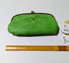 グリーン 合成皮革 長財布