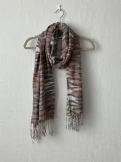 アンタイトル　ゼブラ柄　ストール