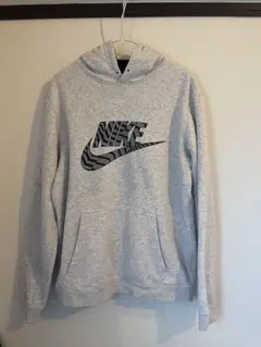 NIKE プルオーバーパーカー　フーディー