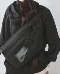 【新品未使用品】NIKE ナイキ テック ボディーバッグ ヒップパック ブラック