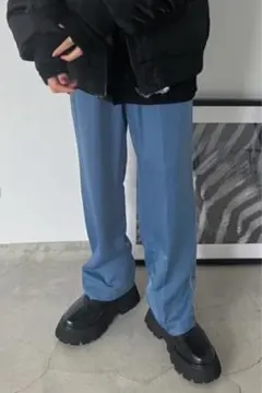 ジーナシス　サテンパイピングストレートパンツ