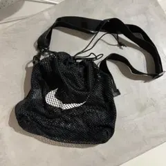最安値❕NIKE ボールバッグ メッシュのサムネイル