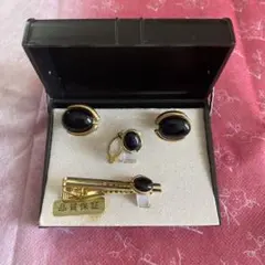 ネクタイピンとカフスセット