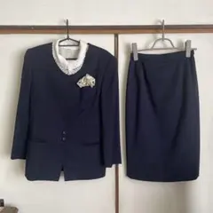 ネイビー スーツ タイトスカート