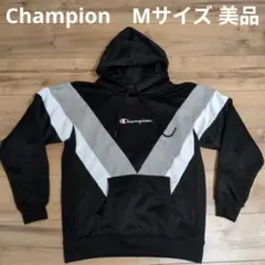 【即日発送】Champion V字デザイン パーカー　フード付き　Mプルオーバー