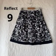美品 Reflect（リフレクト）M モノトーン タックフレアスカートのサムネイル