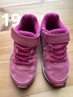 【週末お値下げ】ASICS アシックス　スニーカーレーザービーム　19センチ