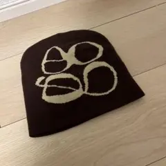 ブラウン ニットビーニー グラフィックデザイン