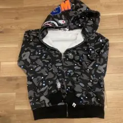 A BATHING APE ギャラクシー柄 シャークパーカー
