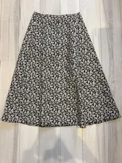 2025年最新】花柄 スカート ienaの人気アイテム - メルカリ