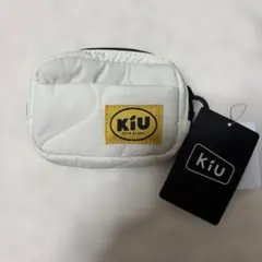 KIU ウォーターリペレントポーチ　アイボリーのサムネイル