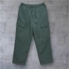 オリーブ ワークパンツ
