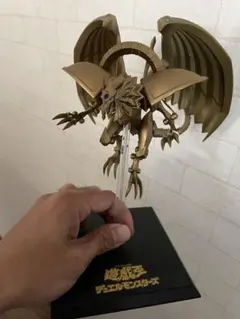 遊戯王　ラー　フィギュア