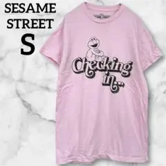 レア✨SESAME STREET 【S】　セサミストリート　エルモ　ピンク　半袖