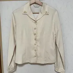 【新品未使用】KATHARINE ROSS クリーム色　長袖シャツのサムネイル