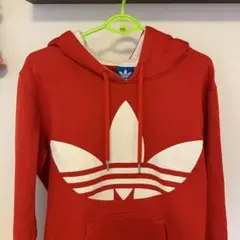 adidasパーカー　海外限定モデル