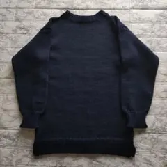 Guernsey Woollens　カンジーニット　クルーネックセーター　32