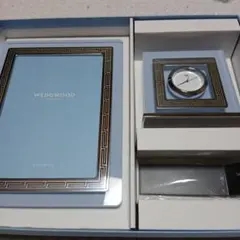 ウェッジウット インタグリオ　ネオ　クロック&フレームギフトセット