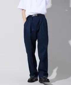 黒 スラックス Mサイズ