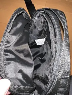 UNDER ARMOUR BALIVISTA ショルダーバッグ