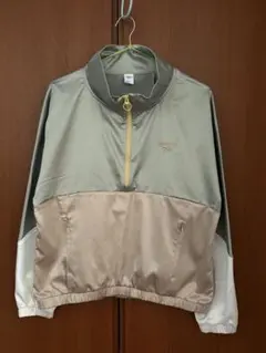 Reebok⭐︎サテンアノラックジャケット