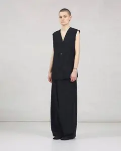 専用　GABRIELA COLL GARMENTS⠀ベスト 2026年最新】gabriela coll garments ベストの人気アイテム - メルカリ