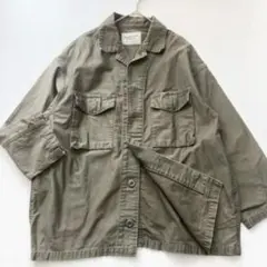 極美品 ミューズドゥドゥーズィエムクラス ミリタリーシャツジャケット カーキ Deuxieme Classe（ドゥーズィエムクラス）の「military シャツ