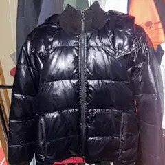 今日まで販売‼️てかてかダウン！！やりらふぃー
