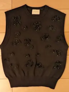 UNITED ARROWS 3Dフラワーモチーフ ノースリーブ ニットベスト - メルカリ