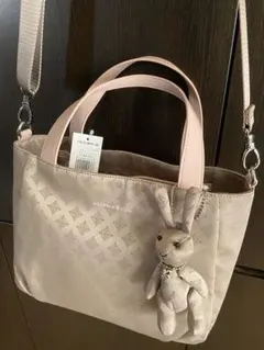 【新品】PATRICK COX 2WAY ショルダーバッグ ウサギチャーム付のサムネイル