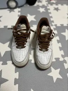 Nike Air Force 1 ホワイト/ブラウン