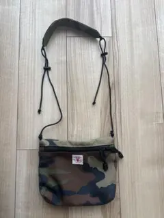 グローバルワーク　ショルダーバッグのサムネイル