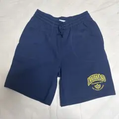 ADIDAS ネイビー ショートパンツ