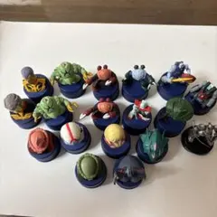 フィギュアセット 16体 多彩なキャラクター