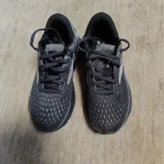 Brooks ランニングシューズ ブラックのサムネイル