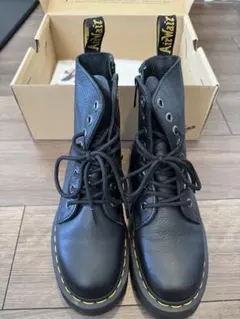 美品】Dr. Martens JADON PISA 7ホール ブーツ UK6 - メルカリ