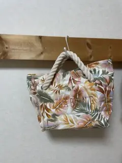 BILLA BONG フローラルトートバッグ