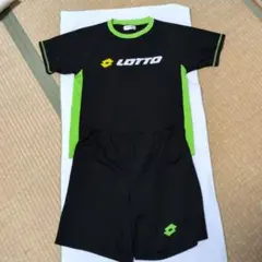 LOTTO サッカーウェア 上下セット ブラック グリーン 150cmのサムネイル