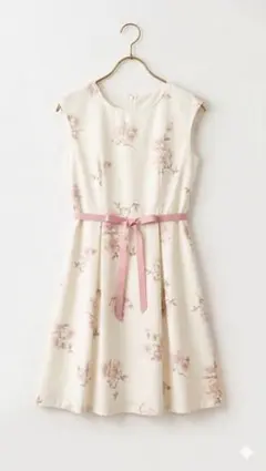 An MILLE(アンミール) 花柄リボンワンピースのサムネイル