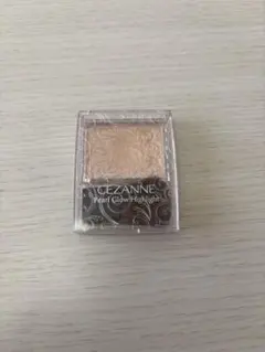 セザンヌ　パールグロウハイライト01シャンパンページュ