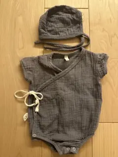 Quincy Mae ロンパース NB 新生児　赤ちゃん　ベビーのサムネイル