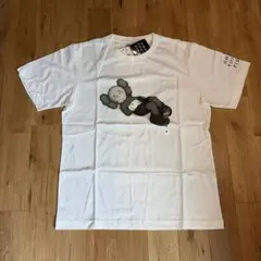 ユニクロKAWS カウズUT Tシャツ ホワイトMサイズ綿100%