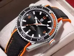 【新品】 QINGXYA メンズ オマージュ クォーツ腕時計 ブラック×オレンジ