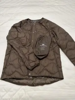 white mountaineering ダウンジャケット