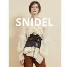 フリルチュニック