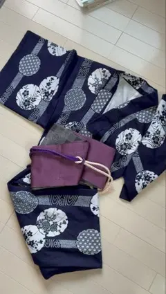 紺地 浴衣 花柄 伝統文様