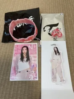 チェヨン TWICE ランダム ミニアクスタチャーム　ラバーバンド　クリアトレカ