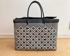 Item thumbnail for item b88ac9ec-bdc1-4289-adf6-b1b4636dd1ae